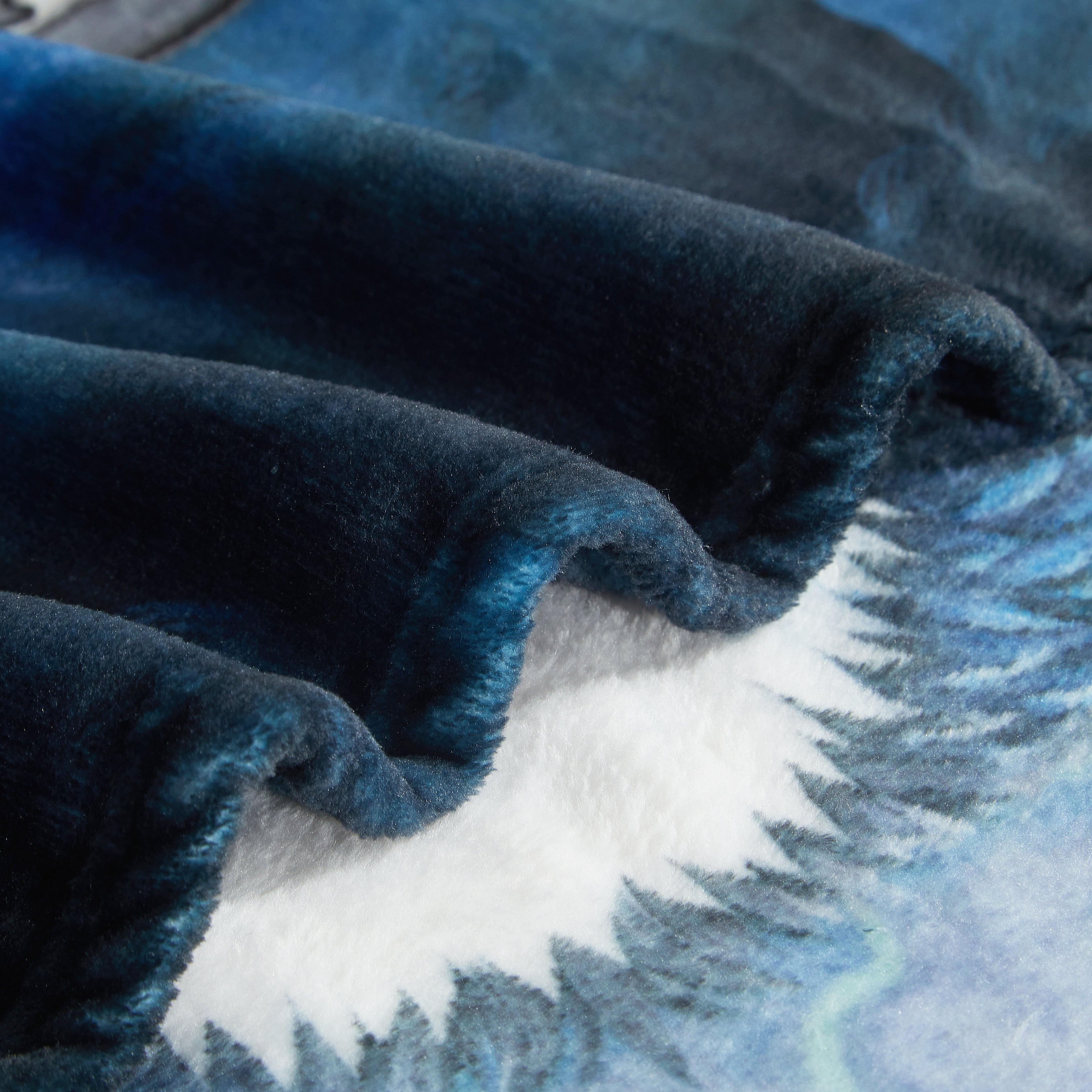 US Celebrates 250 Plush Throw Blanket - Eagle Lightning Strike Edition